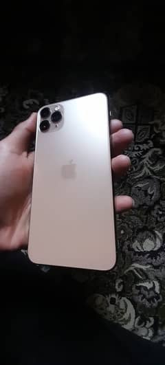 iphone 11 pro max , battery chng  64 gb