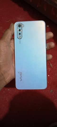 Vivo S1