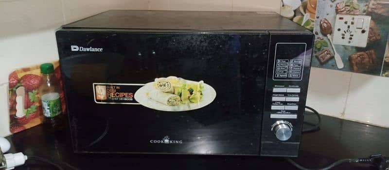 Dawlance slightly used Microwave oven 0