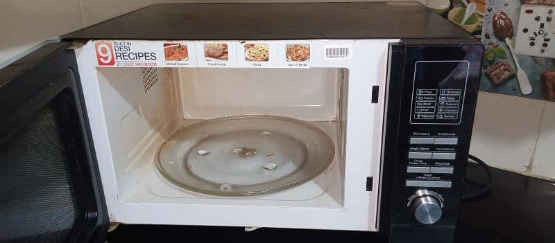 Dawlance slightly used Microwave oven 1