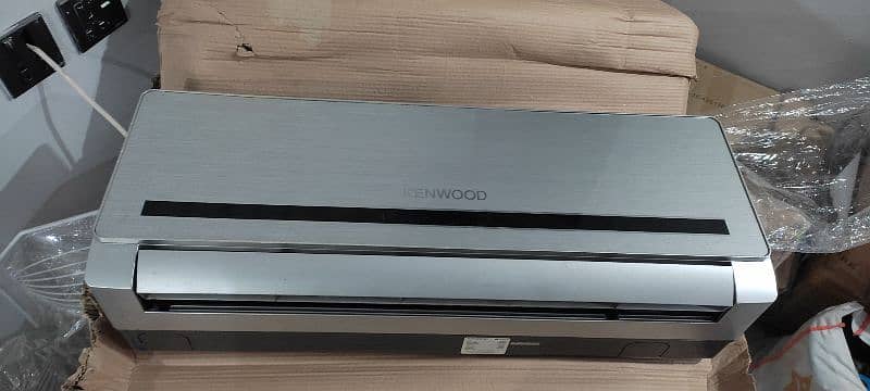 URGENT KENWOOD AC SELLING wtsap call only 4