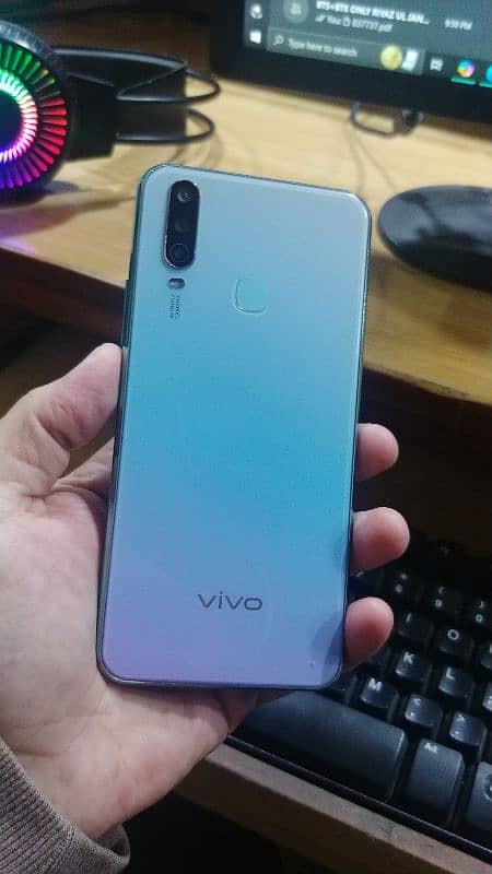 VIVO Y17 8/256 1