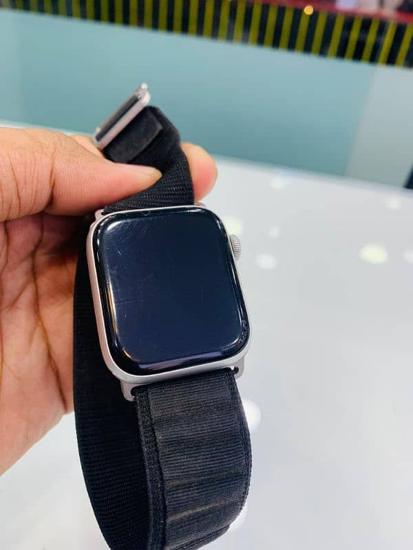 Apple watch series 5 3