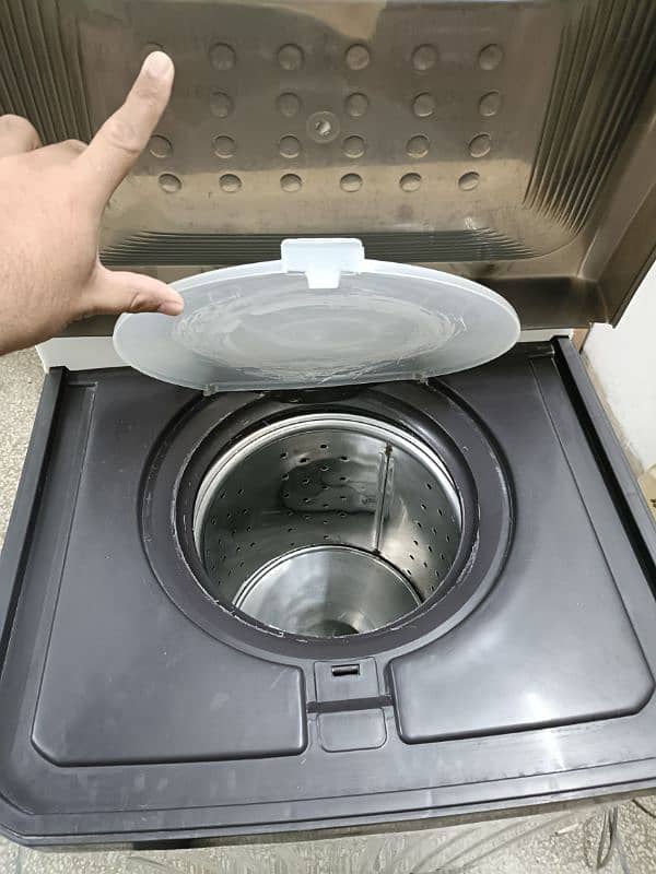 Dryer - Spinner in very good condition 2