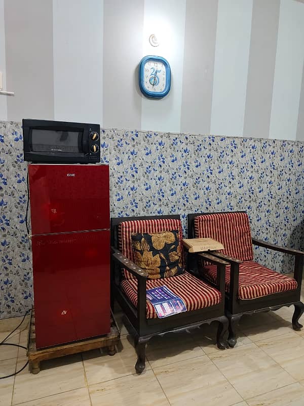 380 sqft 2nd floor fully furnished flat for rent in johar town phase 2 3