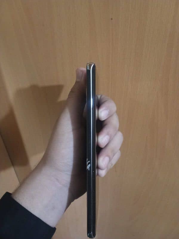 vivo V30e for sale 10/10 condition|Vivi Mobile 3