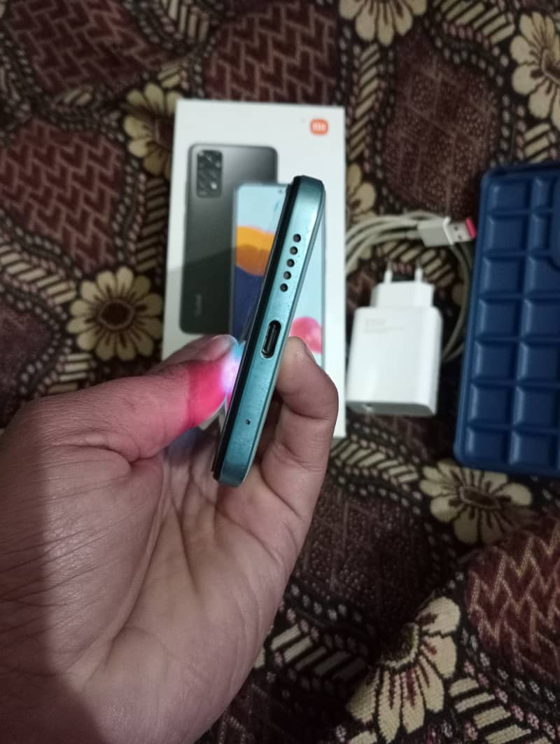 Redmi note 11 ram 4 rom 128 xchange posible 6