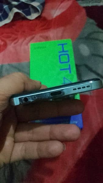 Infinix Hot 40i 16/128 4