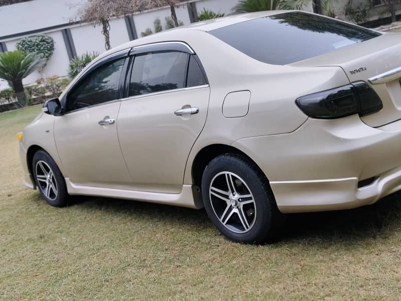 Toyota Corolla GLI 2010 8