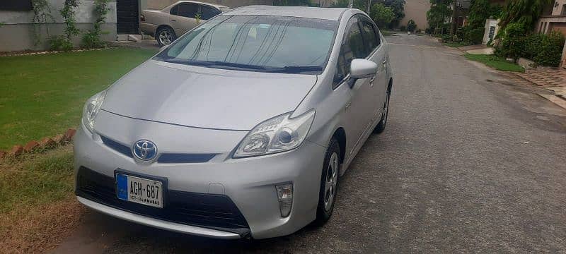 Toyota Prius 2013/2018 reg ISB 3