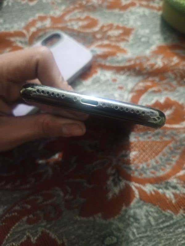 iPhone X 10/9 Condition JV 6