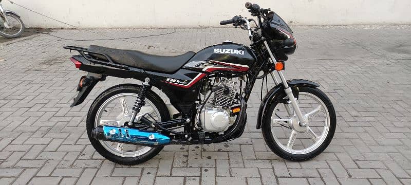 Suzuki GD110 2021 model For sale.  Price 2.4 lac only. 0