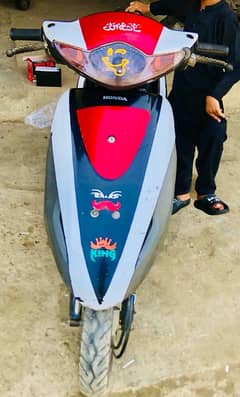 Honda scooty WhatsApp number 03245141160