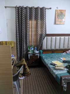 BLOCK-S BEAUTIFUL 04 BED D D FIRST FLOOR 600 SQ YDS MAIN 200 SQ YDS NORTH NAZIMABAD