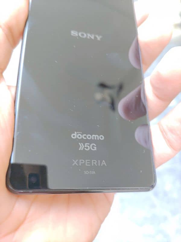 Sony Xperia1 mark 2 condition 10 by 10 water pack 1