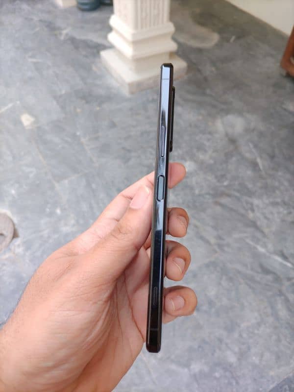 Sony Xperia1 mark 2 condition 10 by 10 water pack 7