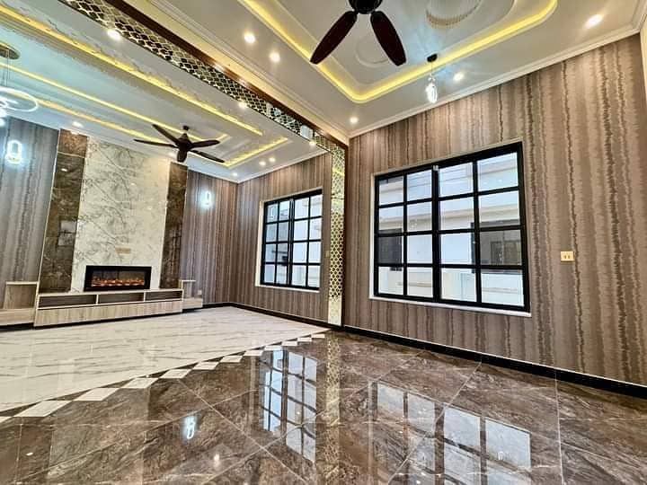 Luxury House For Sale 9