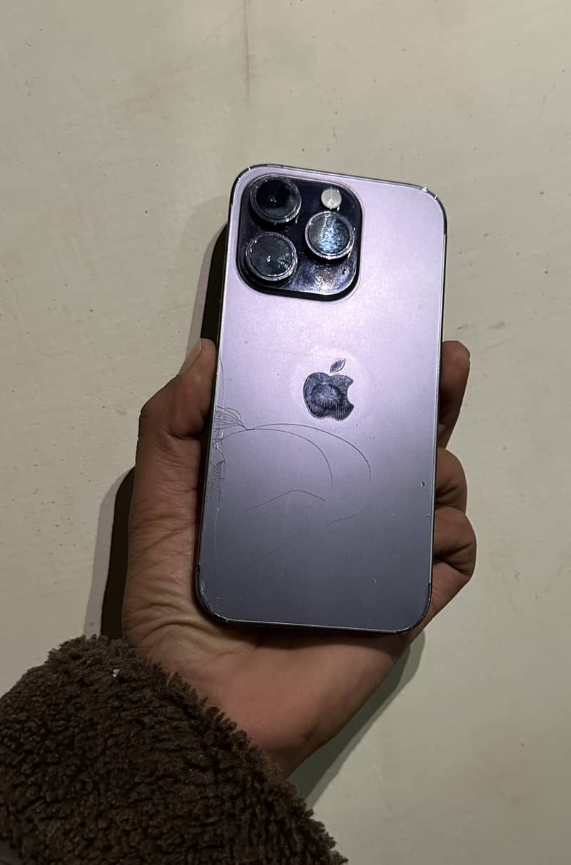 Apple iPhone 14 Pro 2