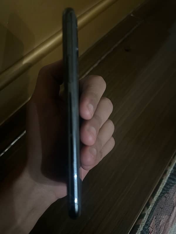 iPhone 11 Pro non -pta 5