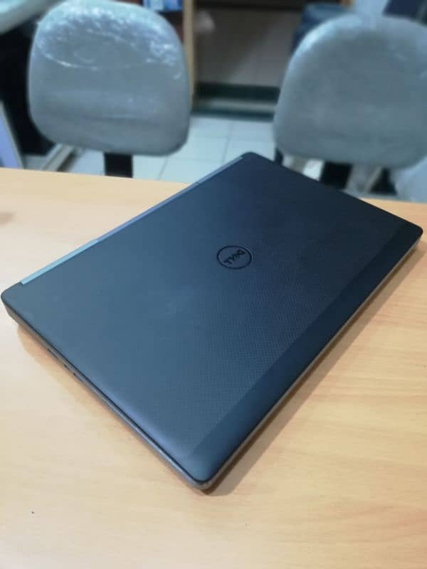 Dell Precision 7710 I7 6th Gen Laptop with 2GB 128bit GPU (UAE Import) 6