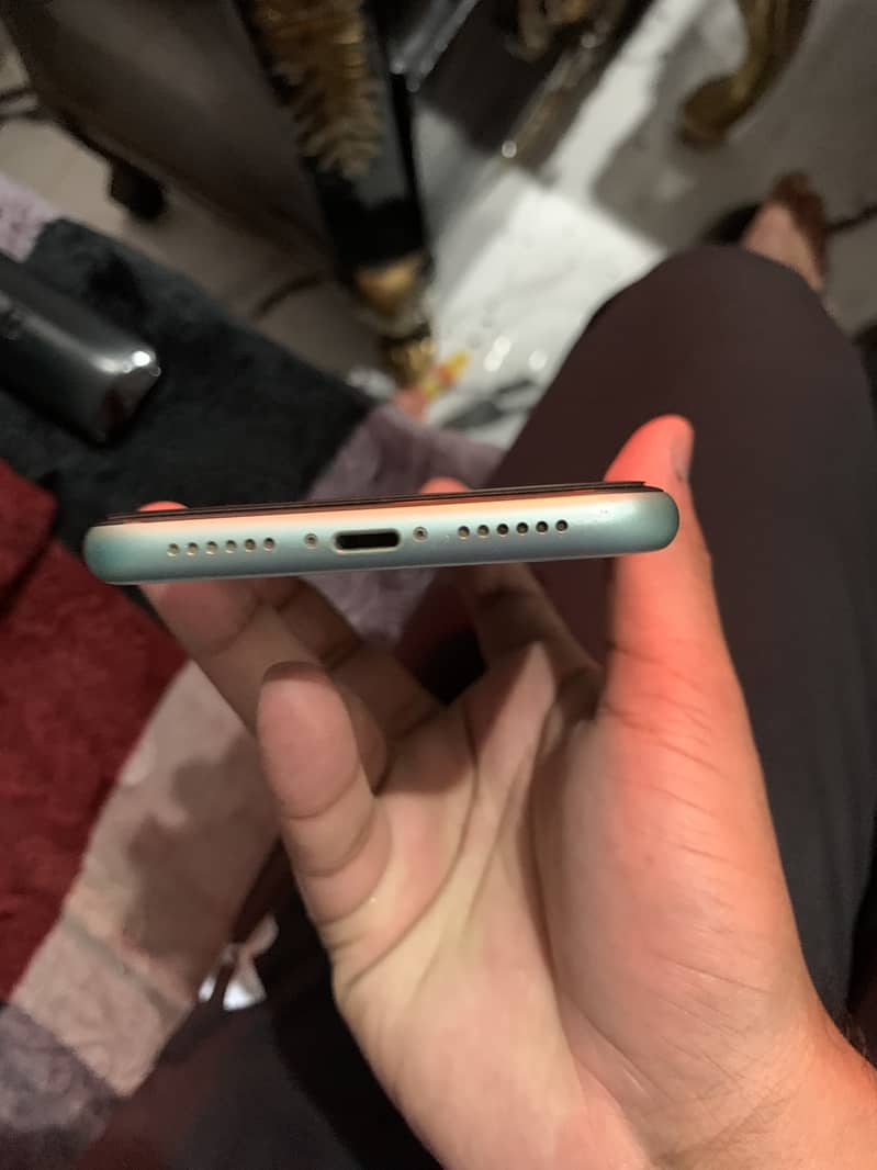 Apple iPhone 11 For Sale PTA Approved 3