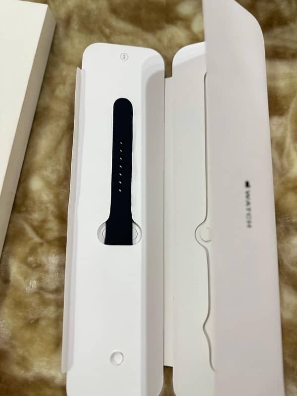 Apple Watch Series 7 GPS 41mm 3