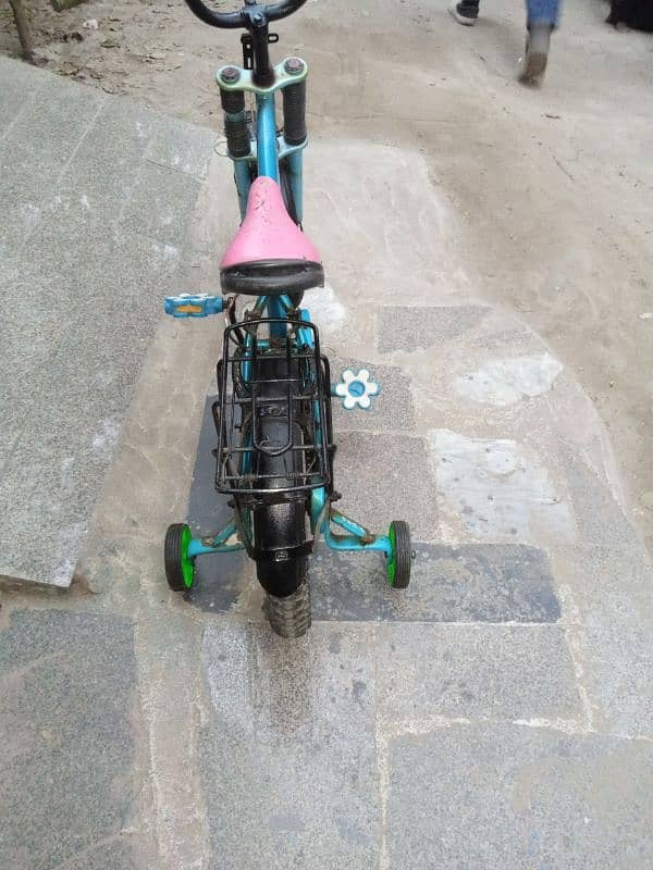 Girls imported cycle for sale 8