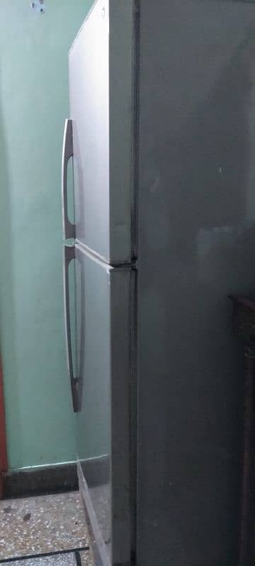 Pel Refrigerator Condition Good Model No. PRA 160 CNo. 03452008250 0