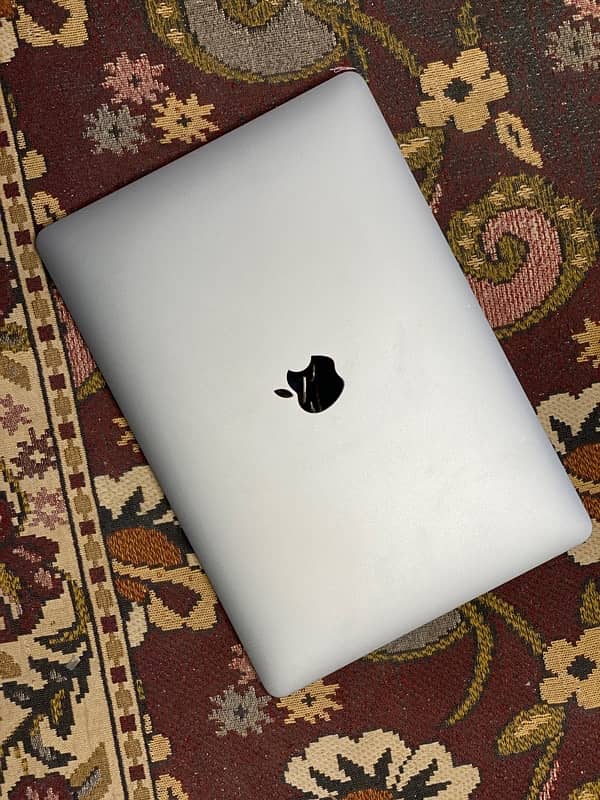 Apple Macbook Aie M1,2020 0