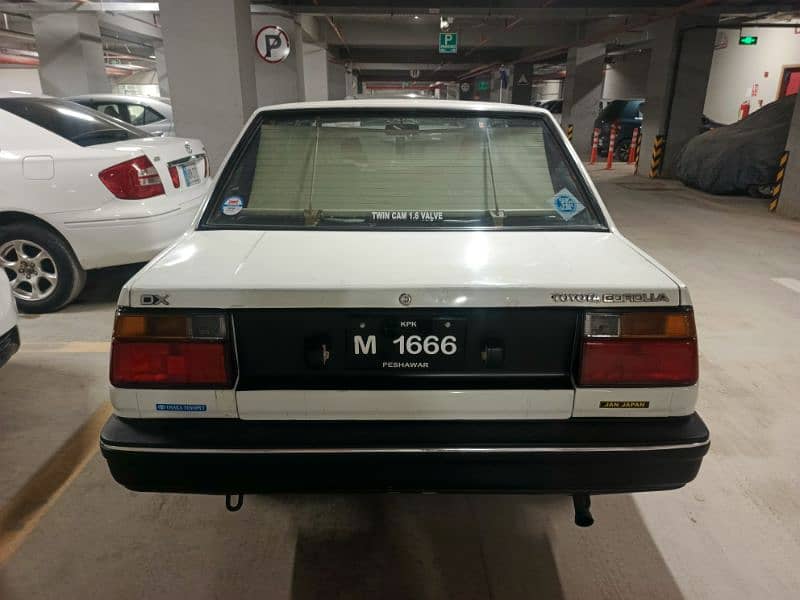 Toyota Corolla 1986 14