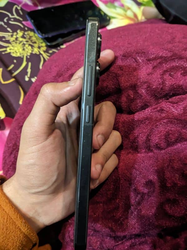 Redmi Note 13 4