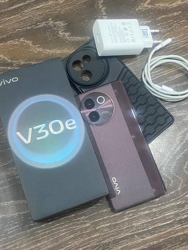 vivo v30e brand new mobile 2