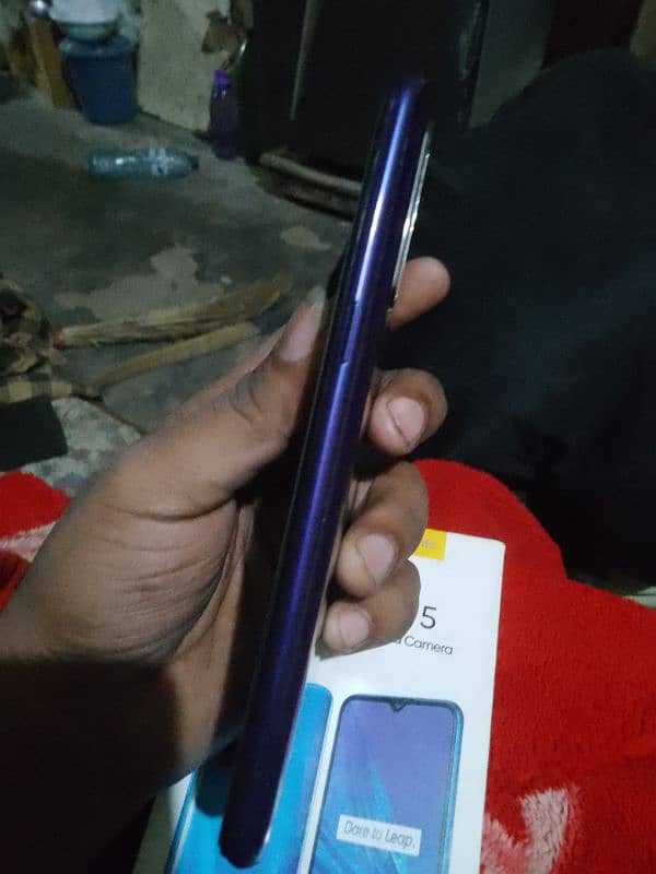 realme 5 4gb 128gb just like new 2