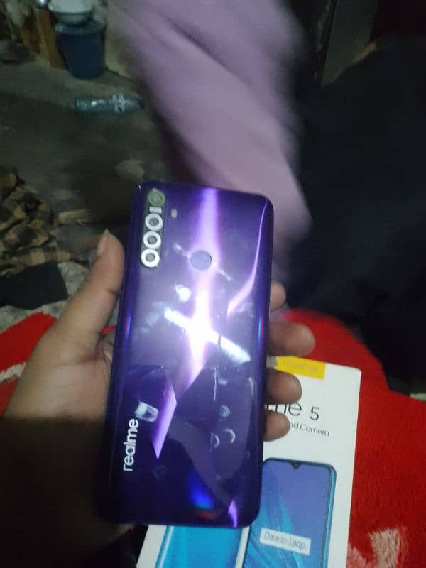 realme 5 4gb 128gb just like new 3