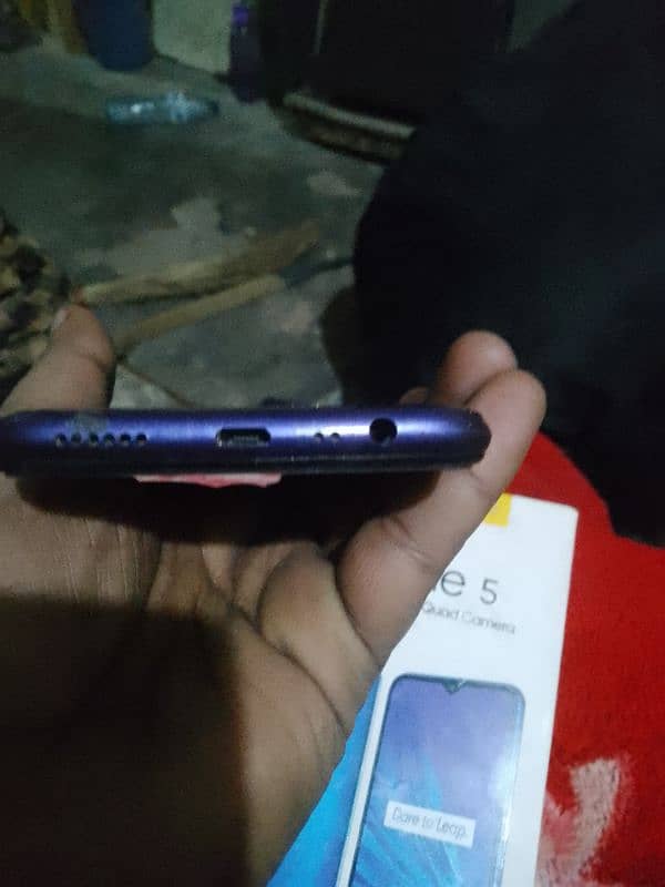 realme 5 4gb 128gb just like new 4