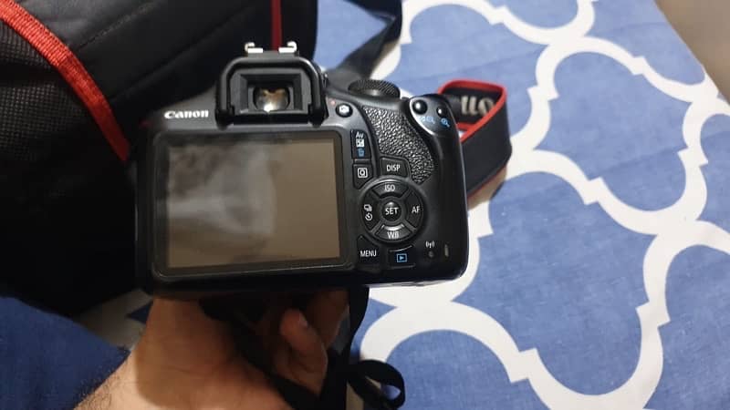 canon 2000D like new condition 1