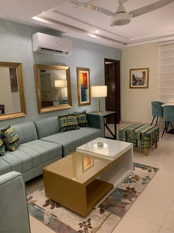 One bedroom VIP apartment for rent on daily basis in bahria town 5