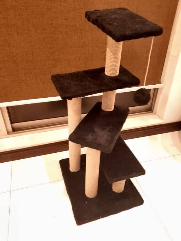 Cat tree 1