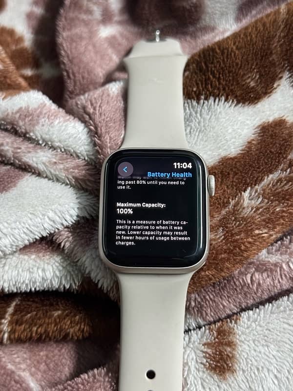 Apple Watch SE 2 (2nd gen) 4