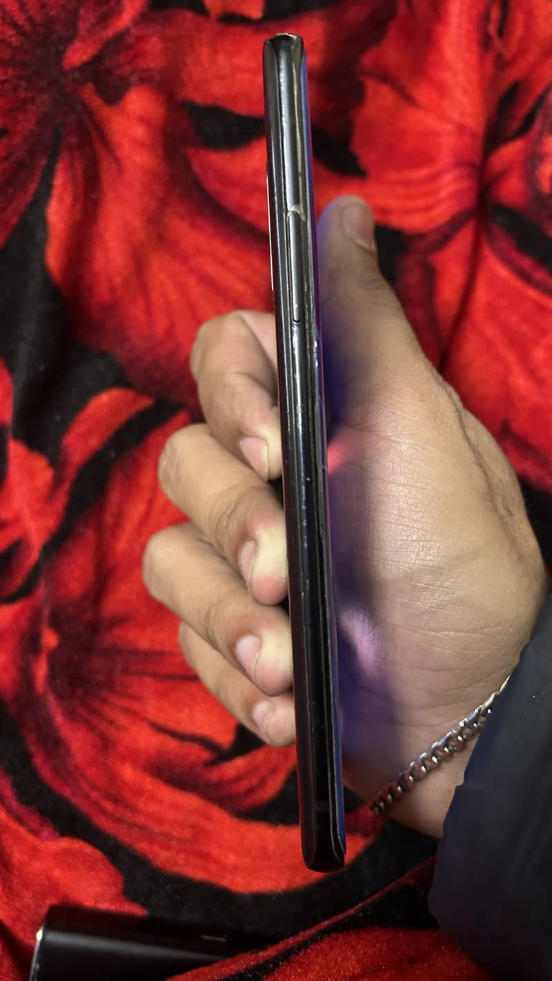 One Plus 8 | 8/128 | Waterpack | 10/10 mint condition 3