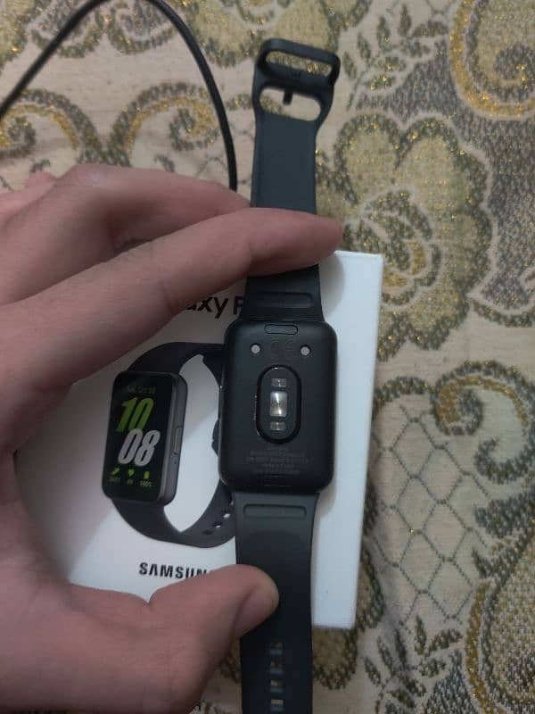 Samsung Galaxy Fit 3 1