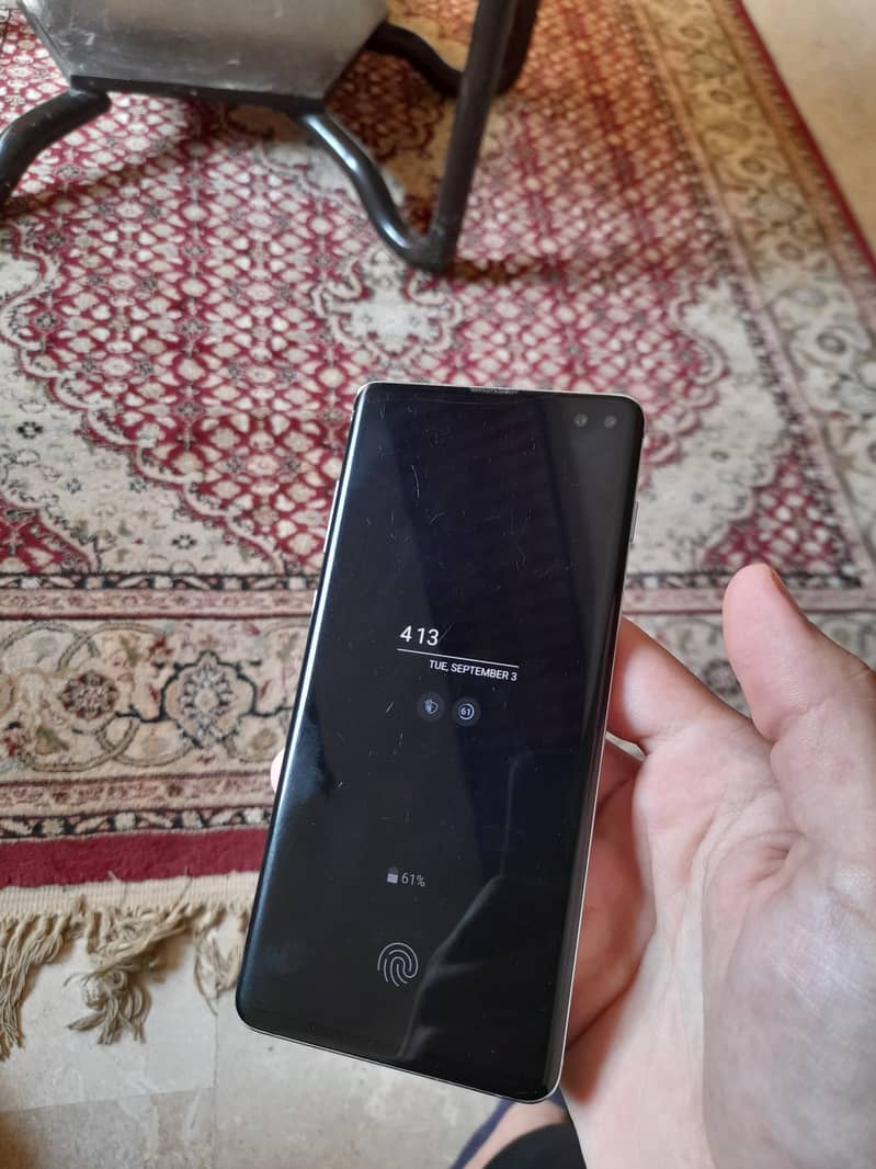 Samsung S10 Plus 4