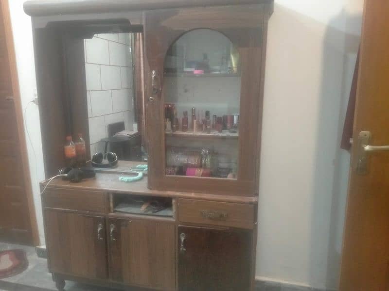 Dressing table 1