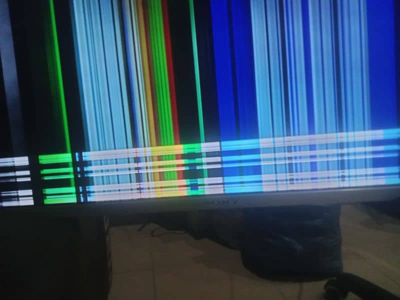 Sony bravia LED 65' android screen broken 4