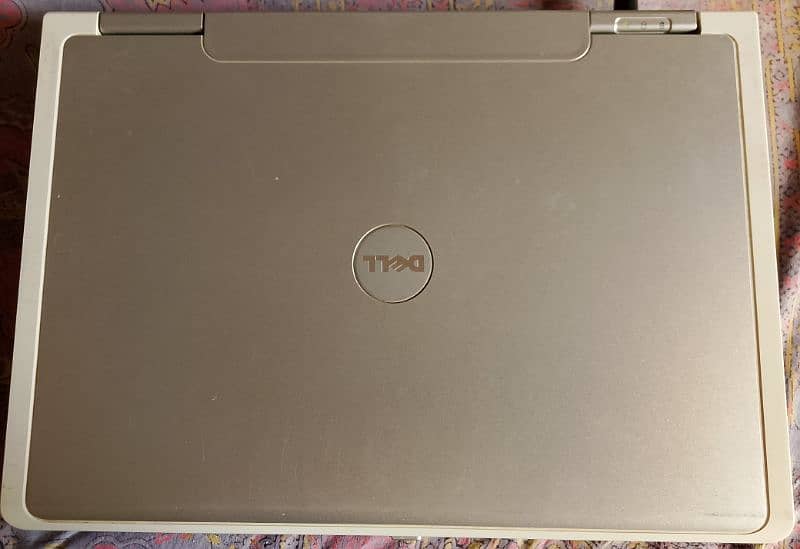 Dell laptop mint condition 1