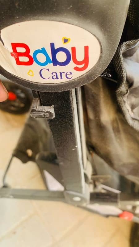 Almost New Baby Pram for Sale – Great Deal! 8