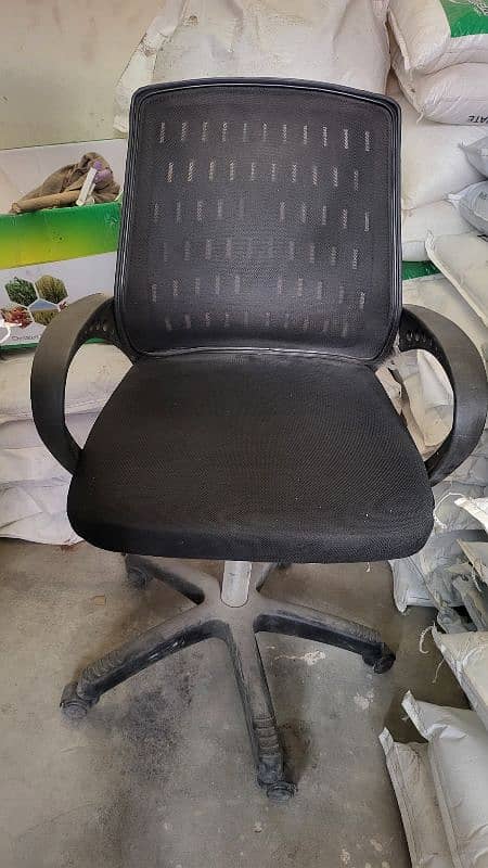 Revolving Office Chair for Sale 0