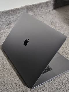 Macbook Pro i7 | 2019 | 16"