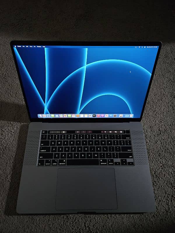 Macbook Pro i7 | 2019 | 16" 3