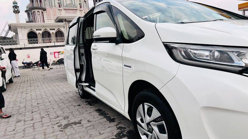 Honda Freed 2020 | Fresh Import 2023 | Excellent Condition 1